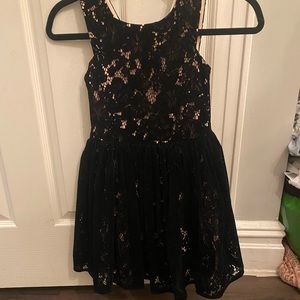 Bardot kids black lace dress size 7-8 brand new